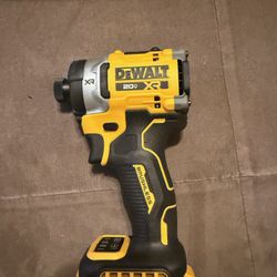 New Dewalt Brushless Xr Impact Drill Only Tool 