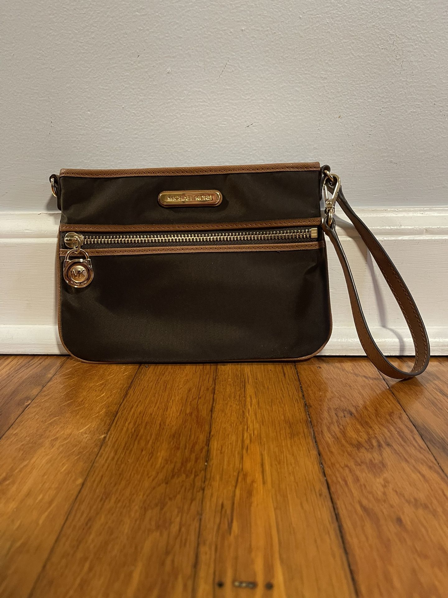 Beautiful Michael Kors Nylon Clutch