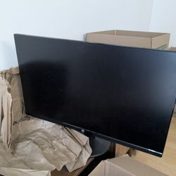 27 Inch HP Computer Monitor