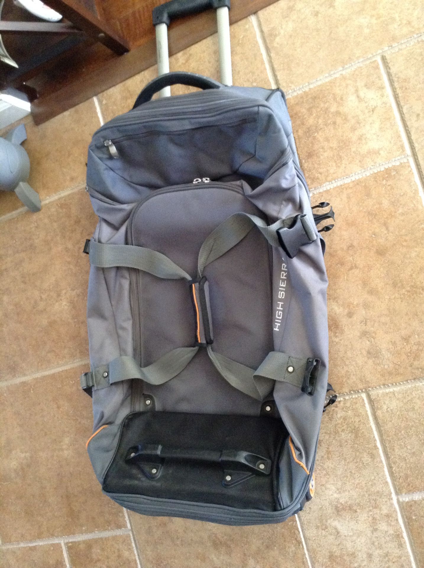 High Sierra Duffle Luggage