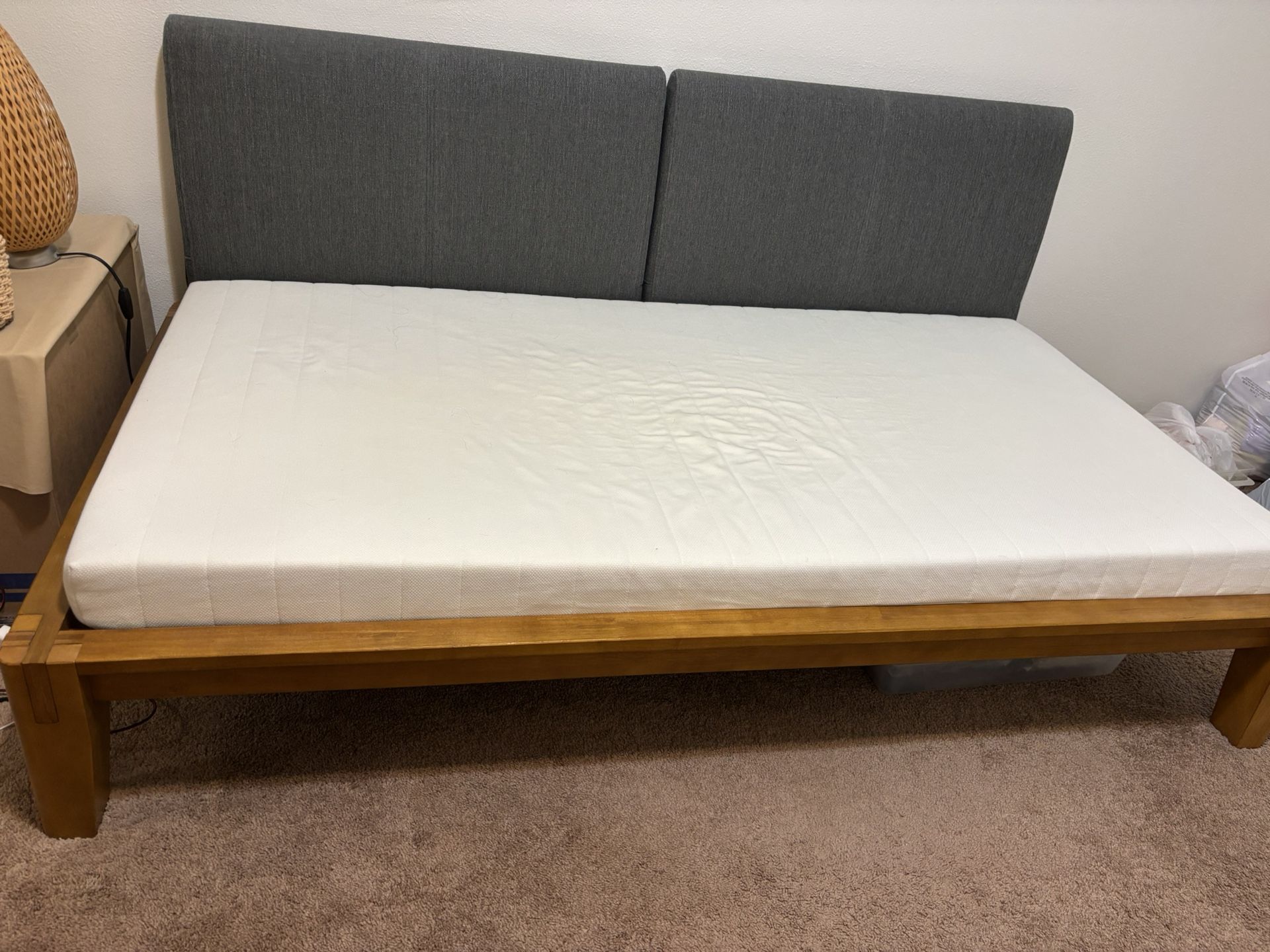 Bed. Wooden Bed Frame with Mattress