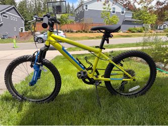 Nishiki Pueblo 20" Kids Mountain Bike - 7 Speed (Excellent Condition!)
