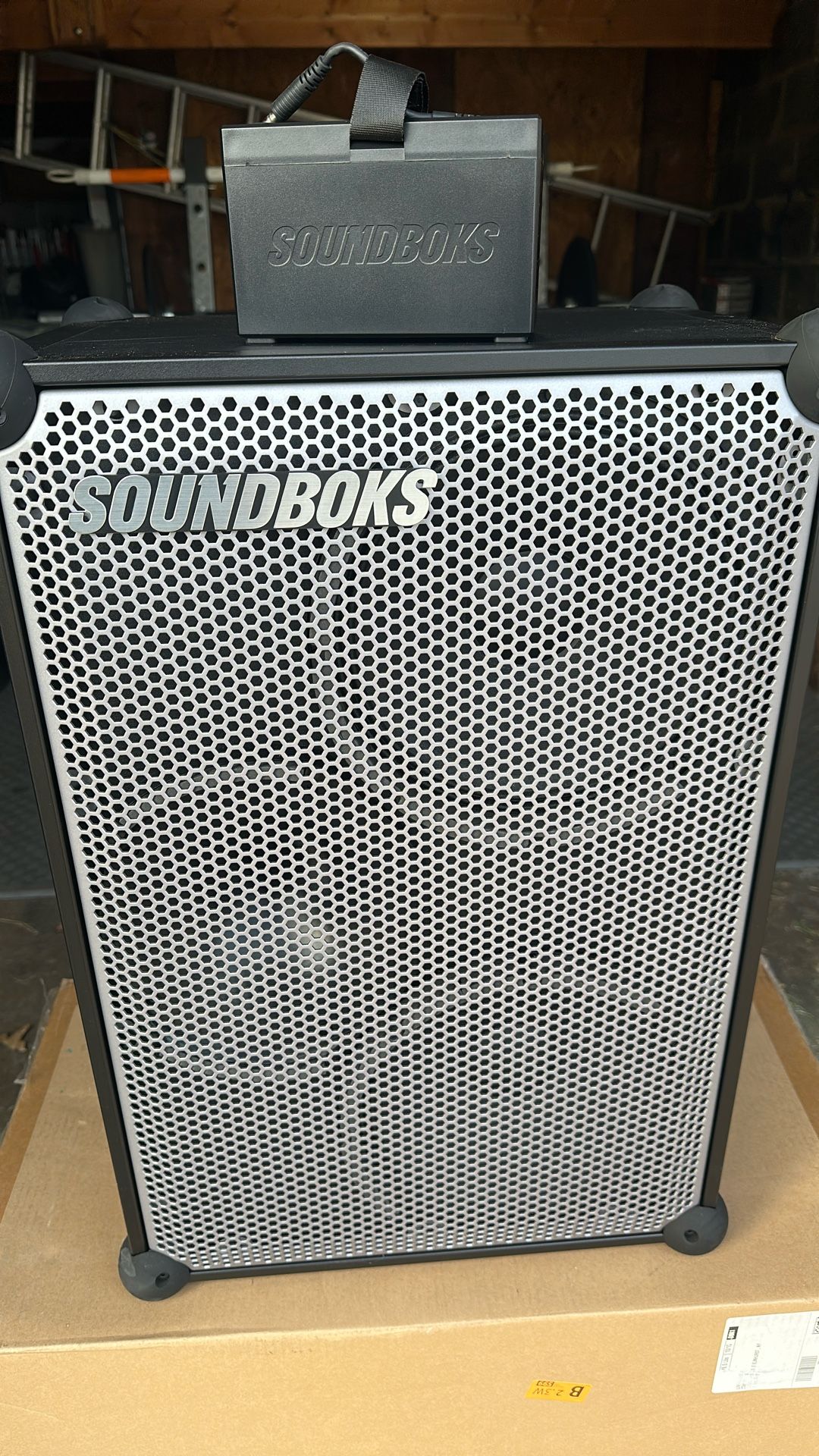 SOUNDBOKS 4 β Metallic Gray (Like New)