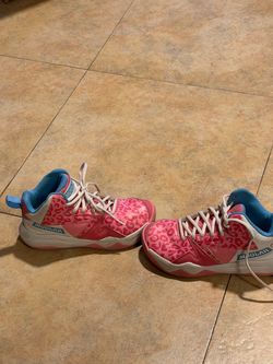 Moolah Pink Leopard Mid-Top Sneakers shoes