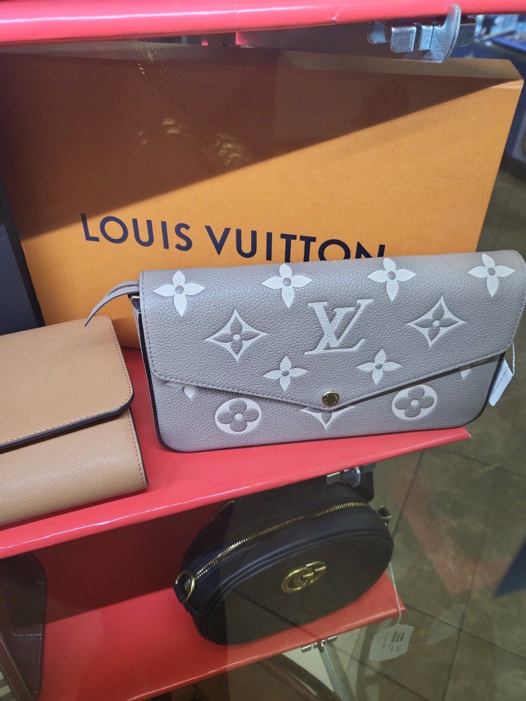 Louis Vuitton Why Knot PM for Sale in Wellington, FL - OfferUp