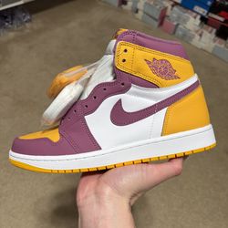 Size 9.5 - Air Jordan 1 Retro High OG Brotherhood 2022