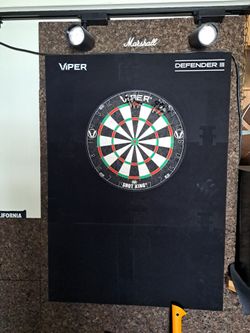 Viper Dart board and wall protector