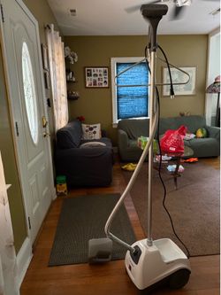 Vivio Garment Steamer with Metal head