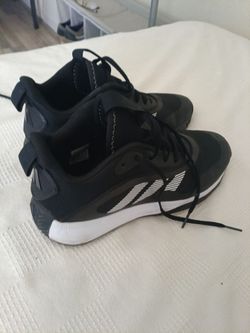 Adidas own the game 3.0 basketball shoes