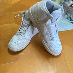 Jordan 1s Triple White 