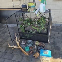 Reptile Cage and Accessories