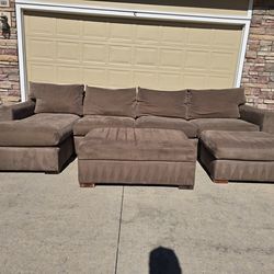 Brown Crate & Barrel Sectional Sofa W/ 2 Ottomans- Delivery Available
