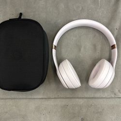 Beats Solo 4
