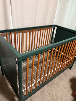 Dream On Crib