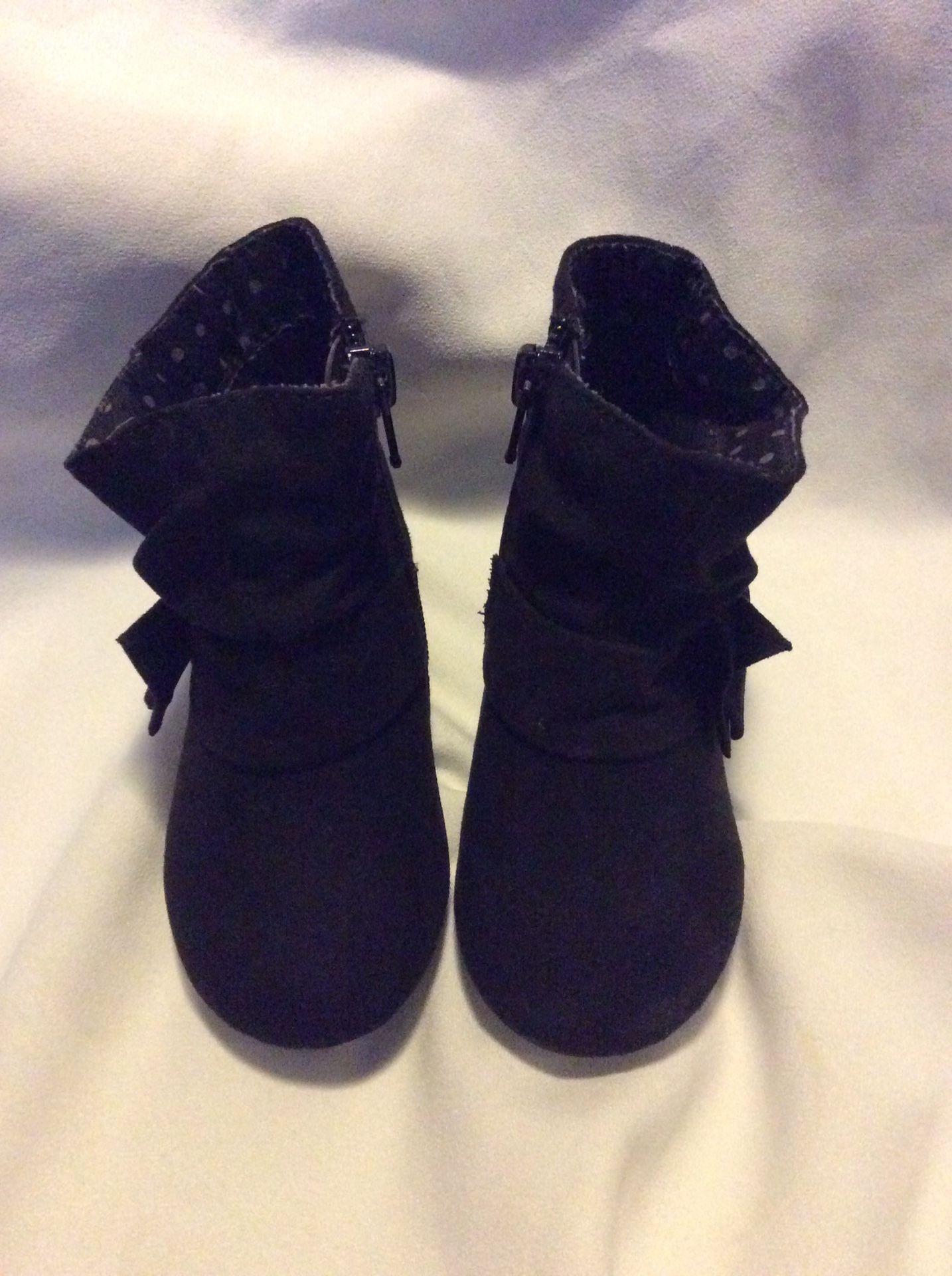 Toddler size 5 black boots