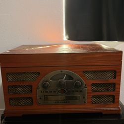 crosley Cr66 5-in-1 Record player turntable cassette CD AMFM Radio