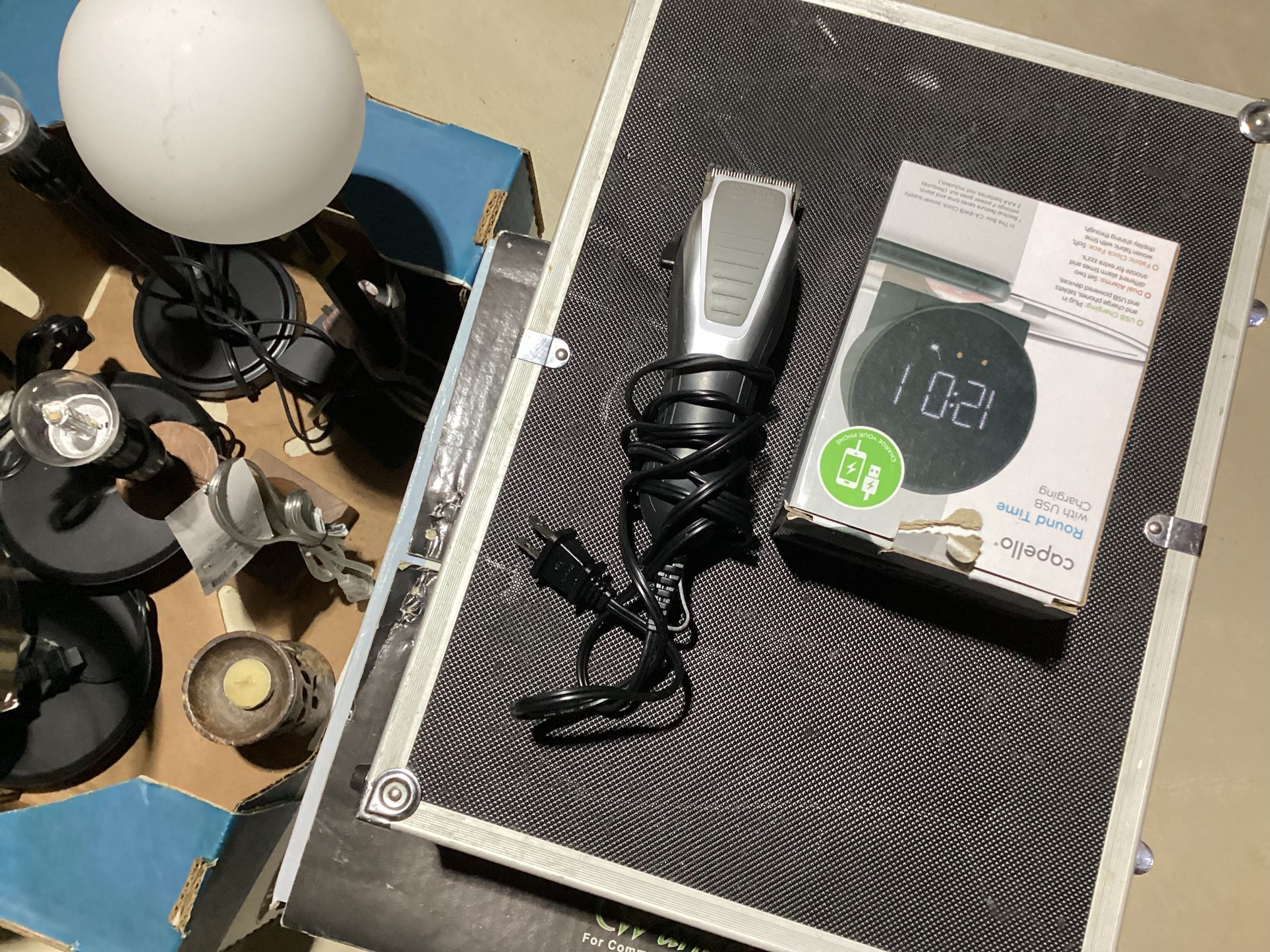 Trimmer And Digital Clock ,water Pike