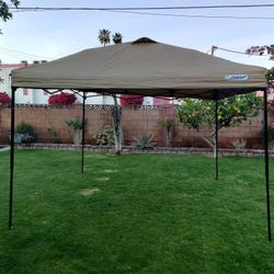 10x10  FIRST- UP OUT DOOR SHELTERS TENT