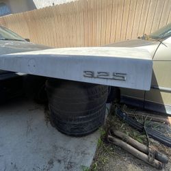 1987 BMW 325i E30 Trunk 