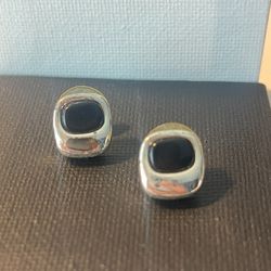 Earring With Black And Silver Fashion 