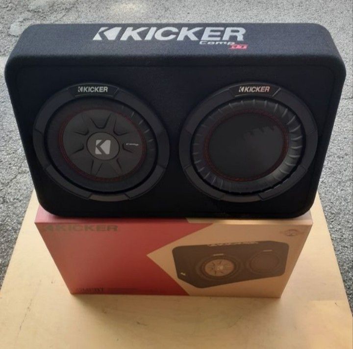 NEW! Kicker 8" CompR subwoofer enclosure