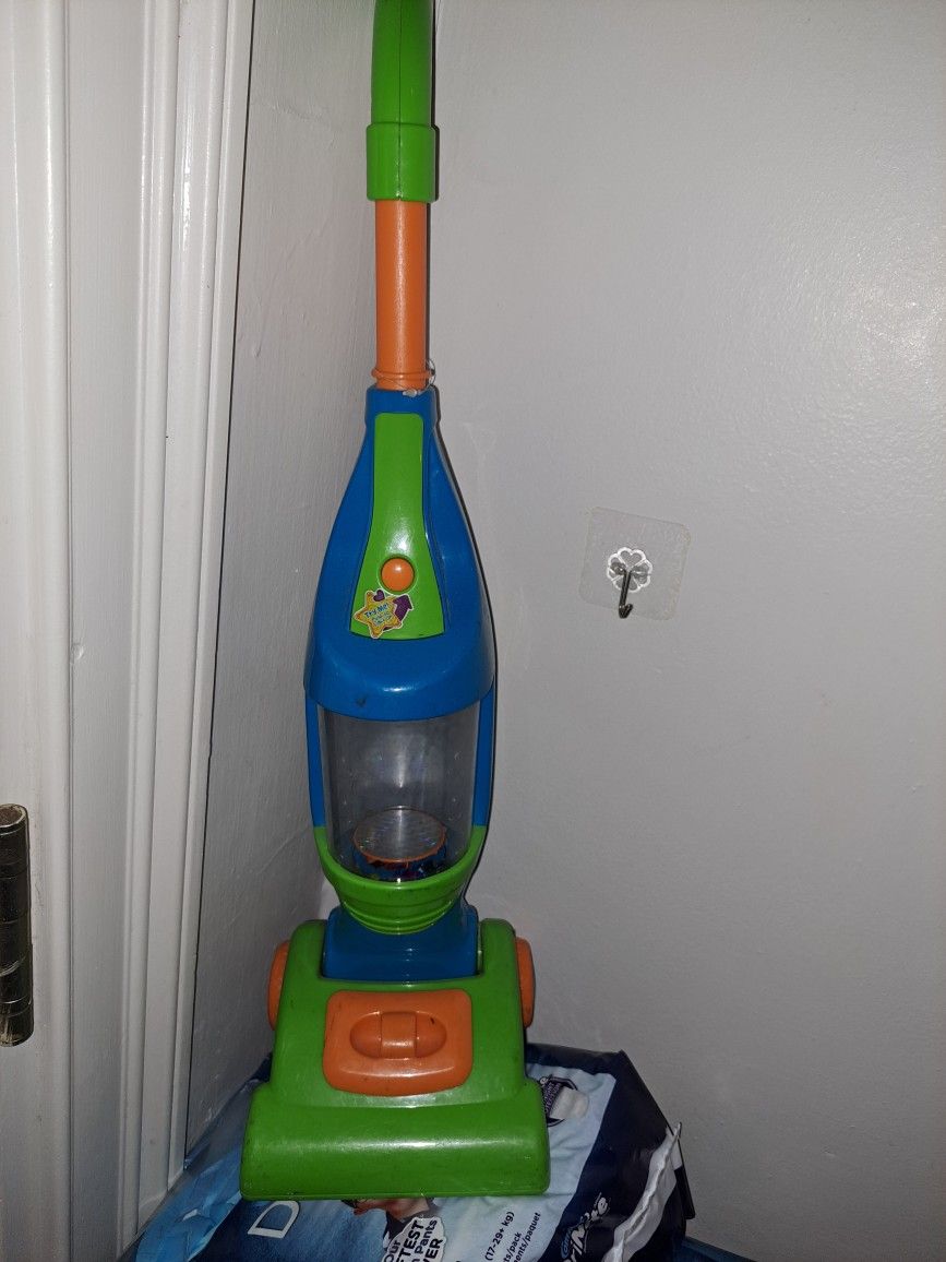 Toddler Pretend Vacuum