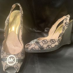 Michael Kors Black & Grey Sandals