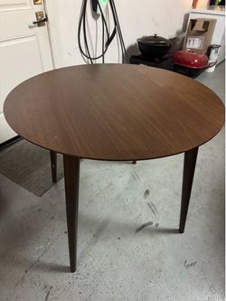 Dining  table
