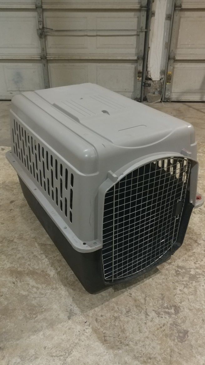 Doskocil Pet Taxi 40" Pet Carrier