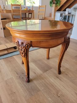 Thomasville wooden coffee table
