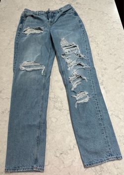 American Eagle size 8 xlong mom jeans. Comfort stretch waistband