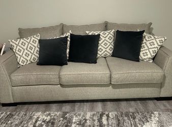 3 SEAT SOFA & LOVESEAT BEIGE  $200