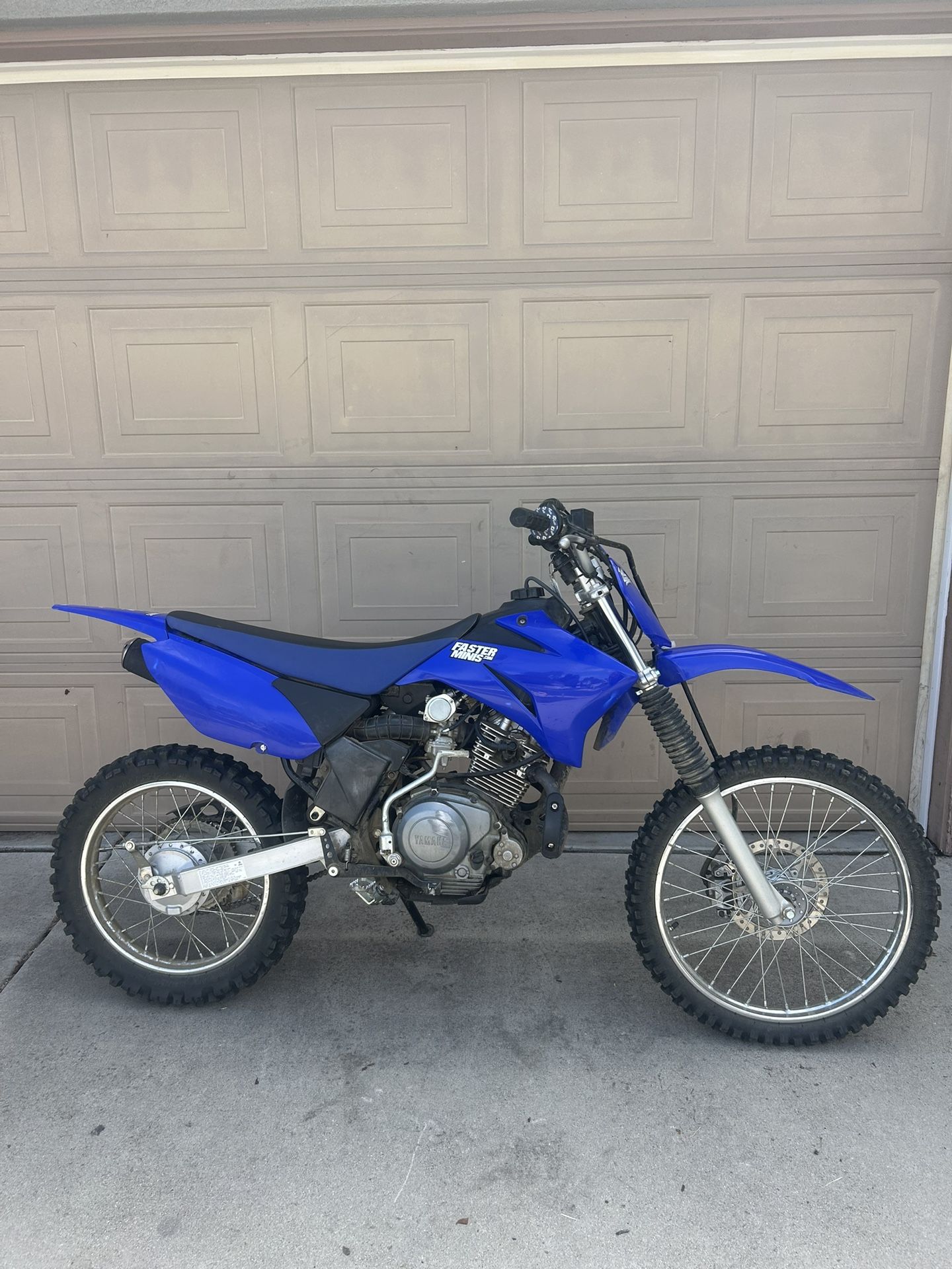 TTR 125 dirtbike