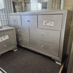 Brand New Silver Champange Modern Dresser 