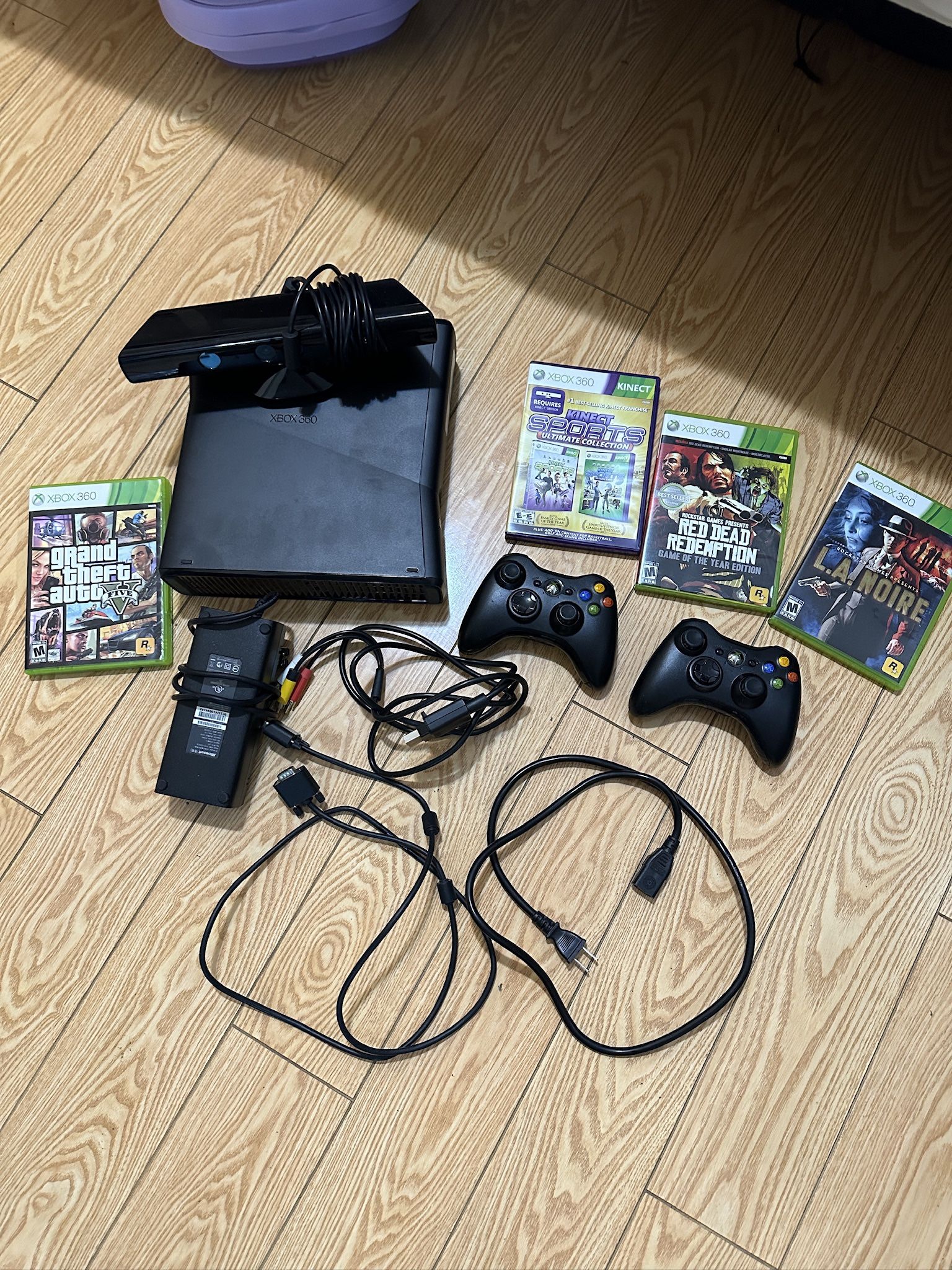 XBOX 360 + GAMES