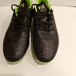 Under Armour Men Shoe Size 6.5 Black 