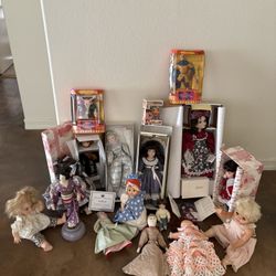 Set Of 17 Collectible Dolls & Toys