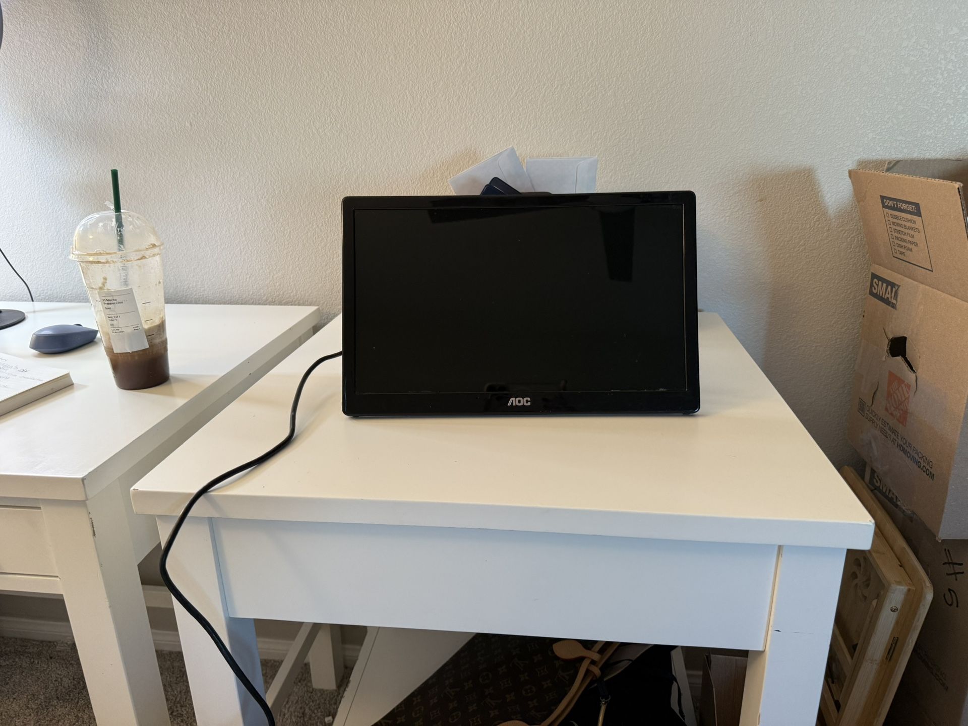 AOC 15.6” USB 3.0 Portable Monitor – Model E1659Fwu – Works Great