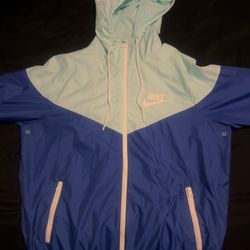 Nike Windrunner 