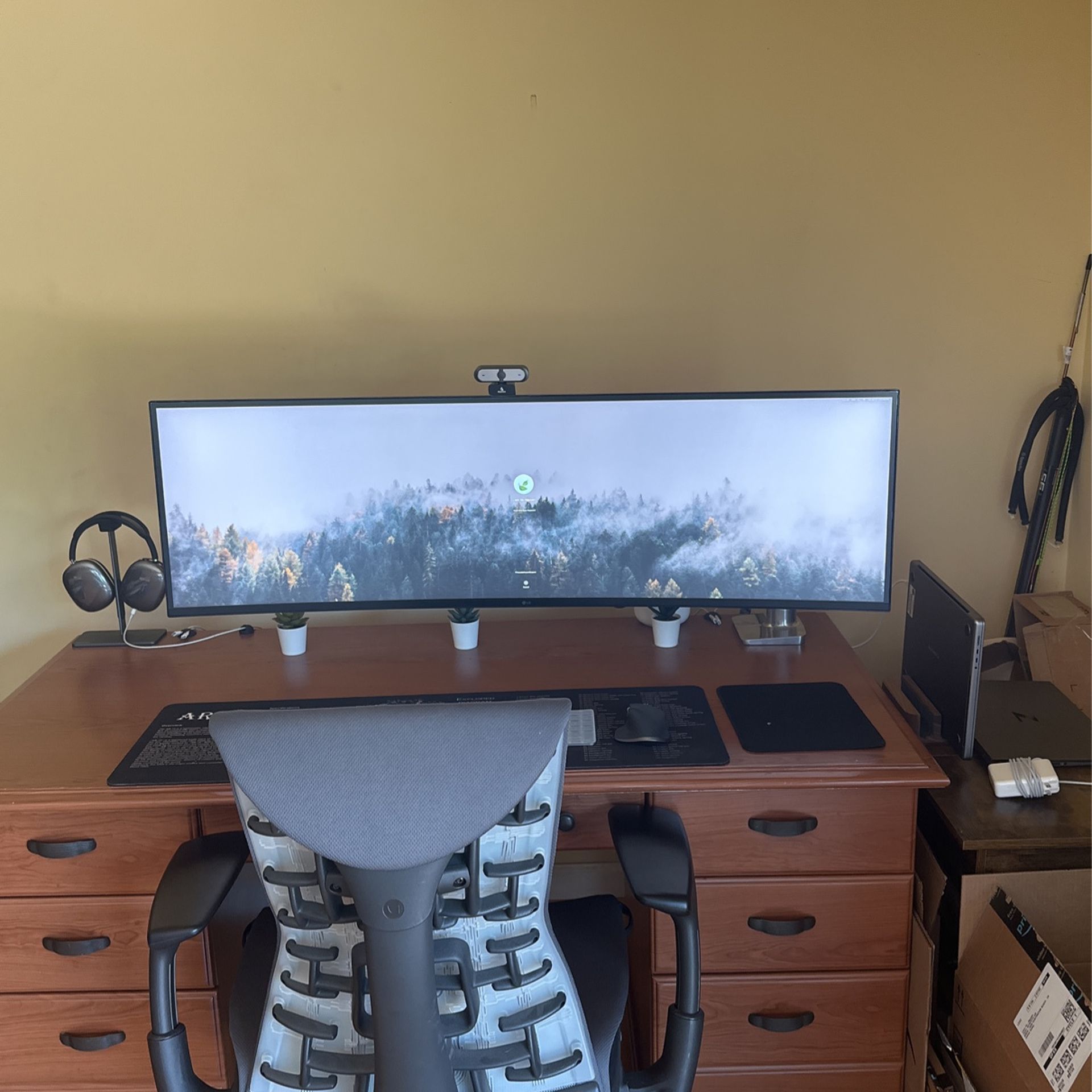 LG 49WL95C-W 49” Monitor 32:9 UltraWide Dual QHD USB Type C HDR Curved Monitor