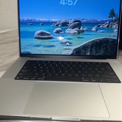 MacBook Pro 16 M1 Max 32GB RAM 1TB SSD – 98% Battery  - Reasonable offers
