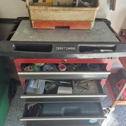 Craftsman Roling Tool Bench Full Of Tools 