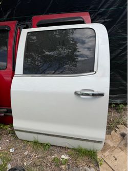 Rear driver door for Chevy Silverado 2017