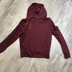 Maroon Hoodie Size Small Women’s