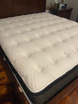 Aire loom Cal King Matress