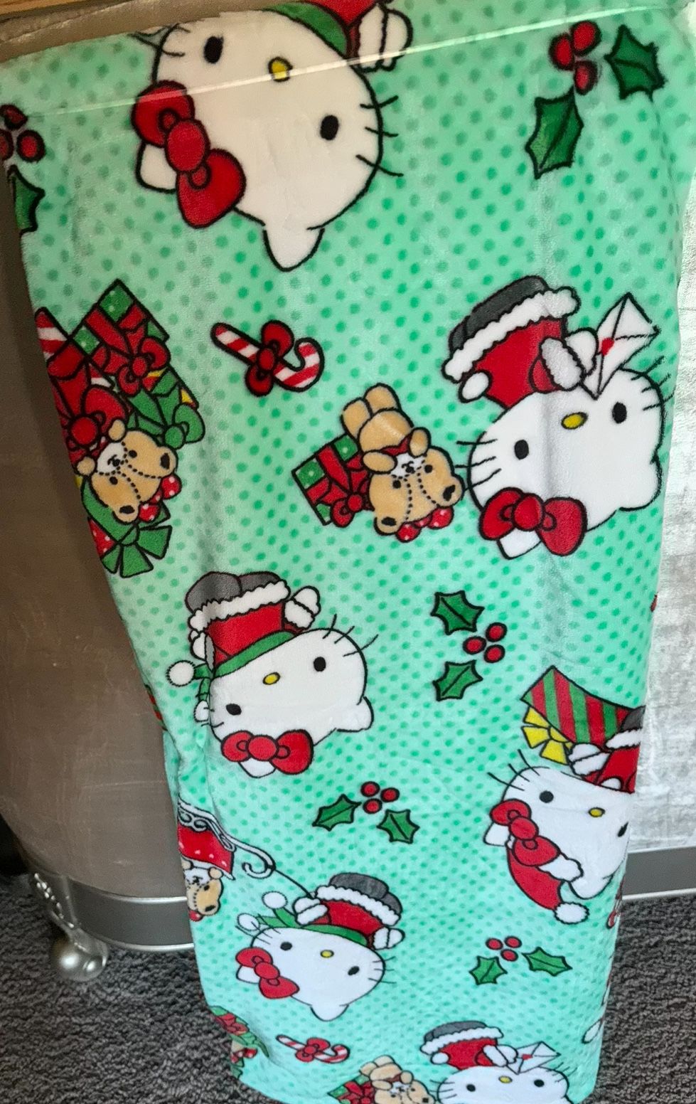 Hello Kitty Blanket