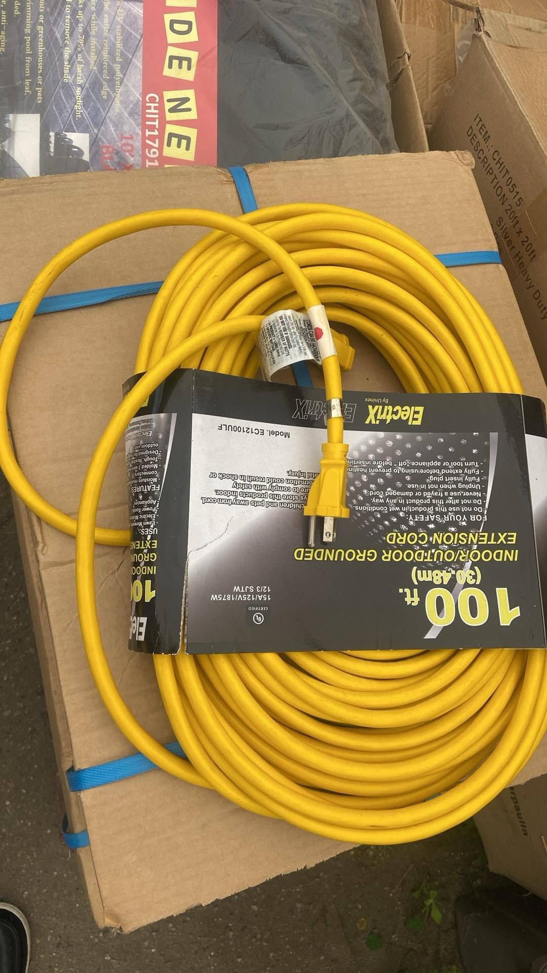 Extension Cord 100ft 12 Guage.