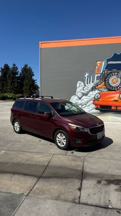 2017 Kia Sedona LX