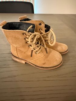 Sweethoney Boots size 7