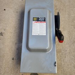 Safety Switch 100 Amp 600 Volt Fused Raintite